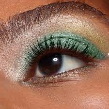 Urban Decay Wild Lash Plant Powered Volumizing Mascara - 3alababak