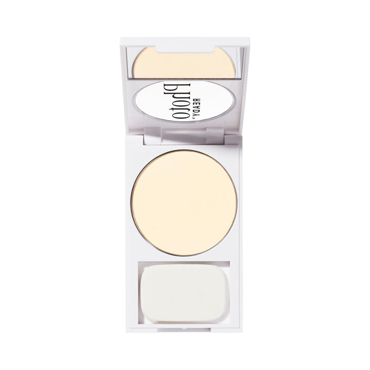 بودرة الوجه Revlon PhotoReady Blurring، مكياج الوجه، قد تختلف العبوة | بودرة وجه تقلل اللمعان وتُحسّن البشرة. تأتي مع فرشاة بودرة صغيرة للاستخدام في المنزل أو أثناء التنقل.