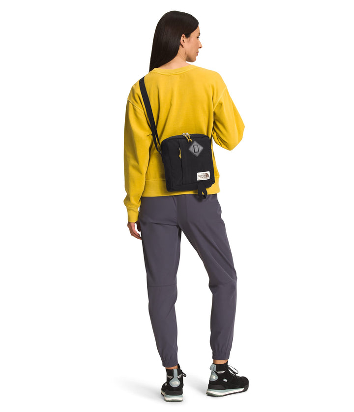 THE NORTH FACE Berkeley Crossbody Bag | Adjustable Strap, Water-repellent Finish, Internal Divider &amp; External Pocket