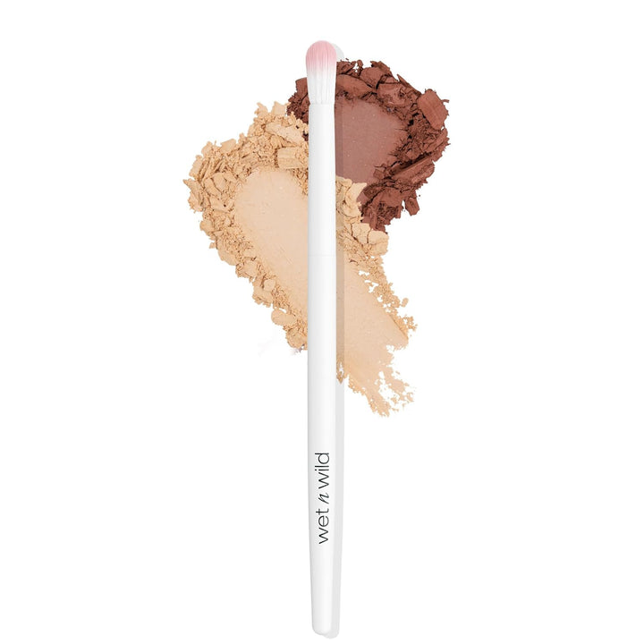 Wet n Wild Eye Crease Brush, Makeup Blending and Precision Application, Soft Fibers