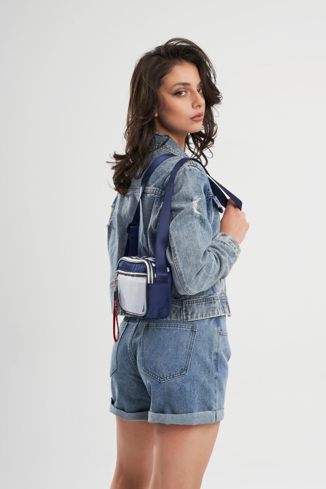 Nautica womens High Seas Camera Crossbody