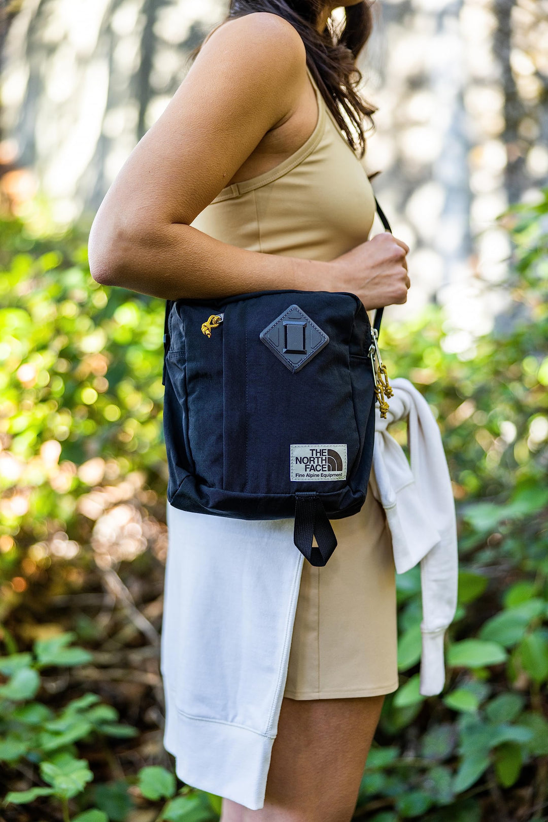 THE NORTH FACE Berkeley Crossbody Bag | Adjustable Strap, Water-repellent Finish, Internal Divider &amp; External Pocket