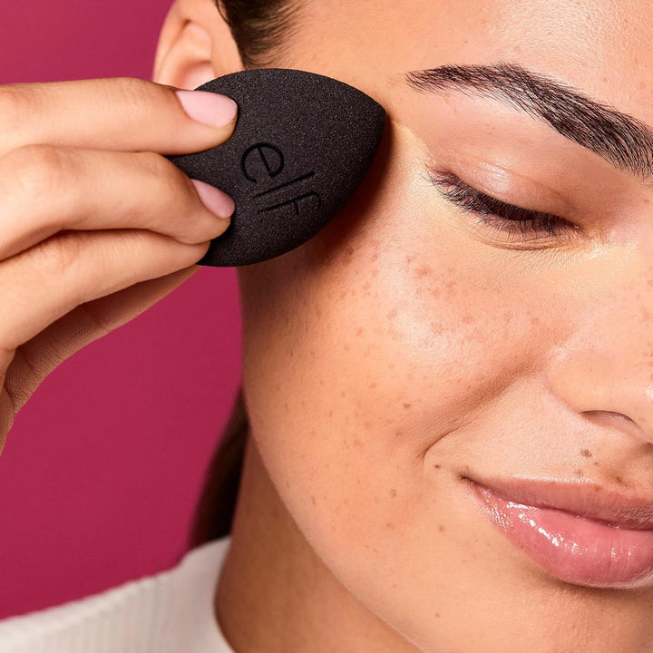 e.l.f. Bounce &amp; Blur Pro Sponge, Multi-Use Makeup Blending Sponge for Cream, Liquid &amp; Powder Formulas, Creates A Blurred Finish, Vegan &amp; Cruelty-Free