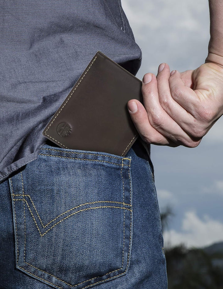 Timberland D01387 Men's Leather Wallet With Attached Flip Pocket, Brown (Cloudy)